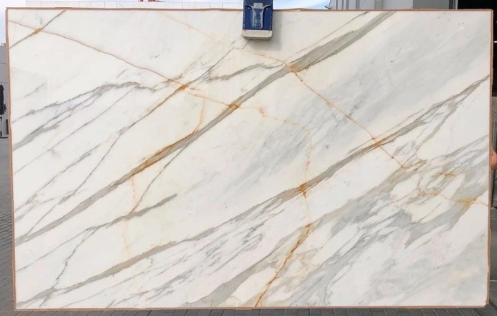 Calacatta Borghini Marble
